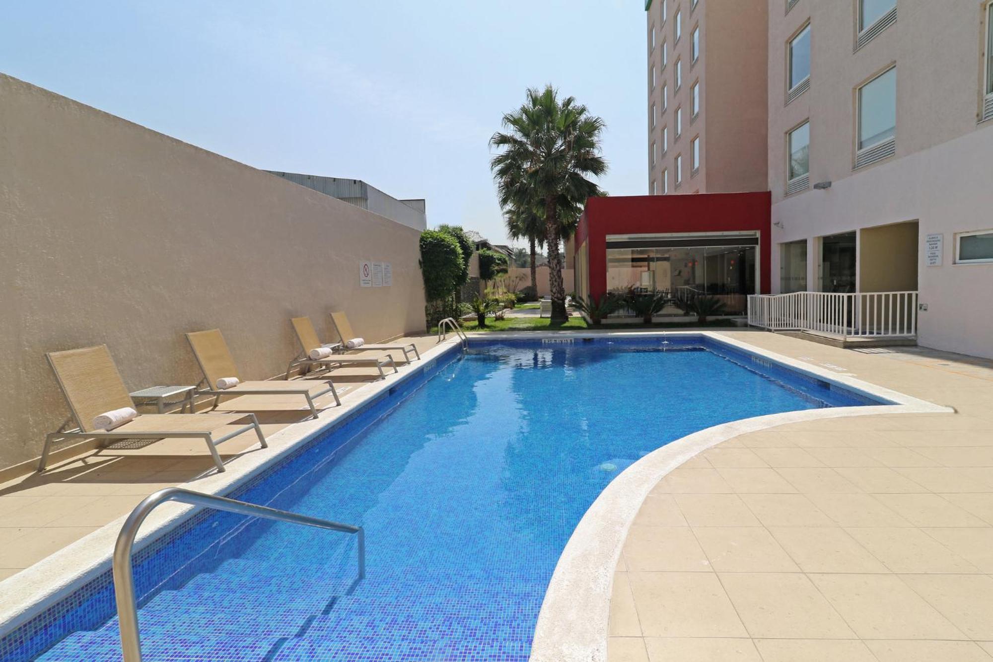 Holiday Inn Express Guadalajara Aeropuerto By Ihg Las Pintas Dış mekan fotoğraf